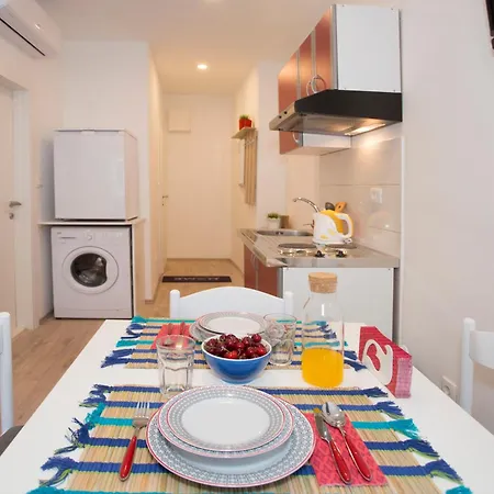 Dionis Unesco Luxury Apartment Split