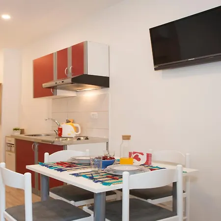 Apartment Dionis Unesco Luxury Split