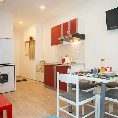 Apartment Dionis Unesco Luxury Split