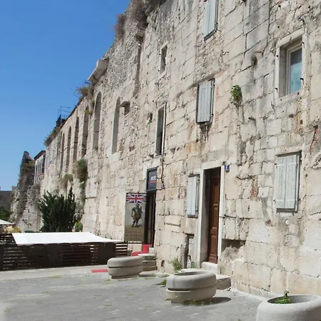 Apartment Dionis Unesco Luxury *