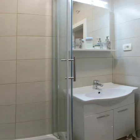 Dionis Unesco Luxury Apartment Split