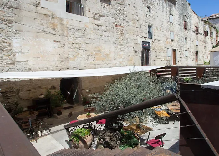 Dionis Unesco Luxury * Split